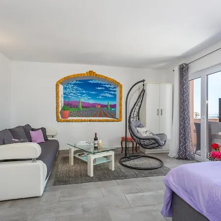 Apartment Beautiful In With Wifi